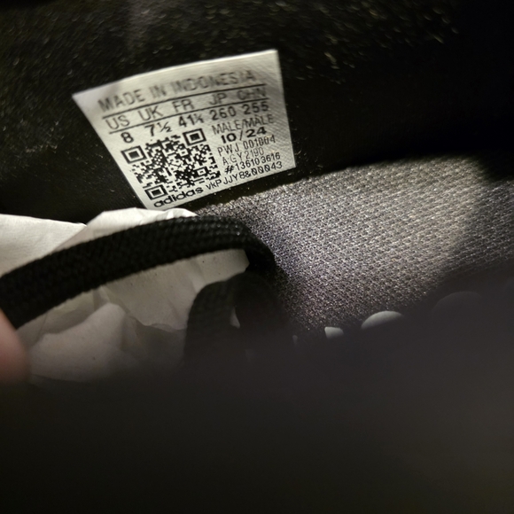 Adidas EQ21 Run 'Black White Running Shoe Size 8 Men's (Women's 9) NWT! - Picture 14 of 16